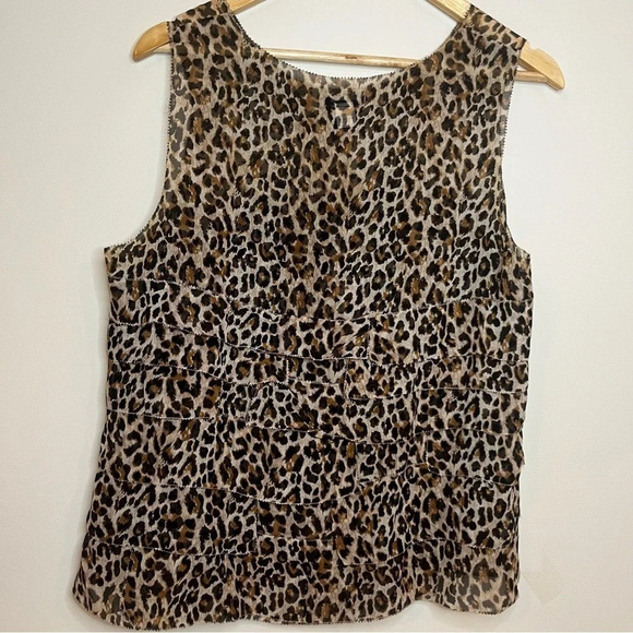 ☀️MODA INTERNATIONAL 100% Silk Cheetah Ruffle Tank Top - Picture 4 of 6